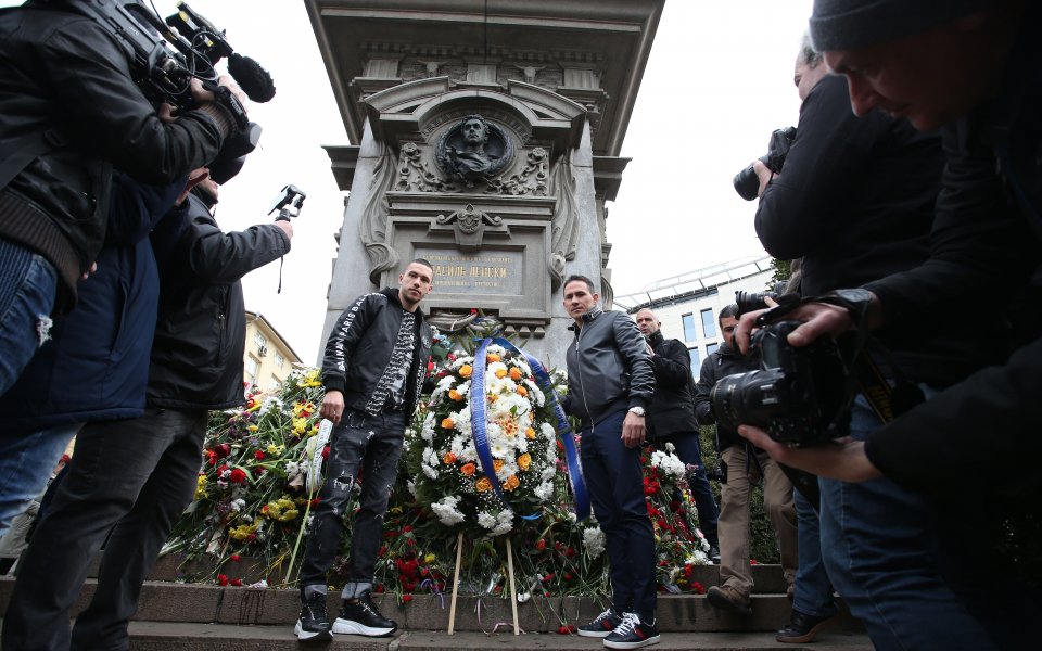 Представителният отбор на Левски ще почете паметта на Апостола на