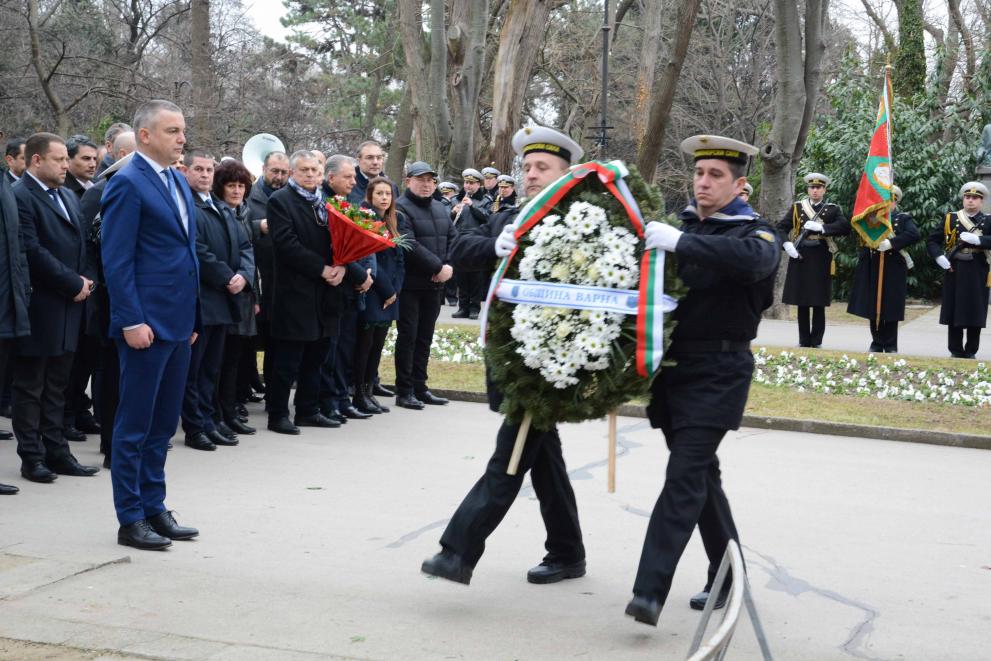 Варна почете паметта на Васил Левски