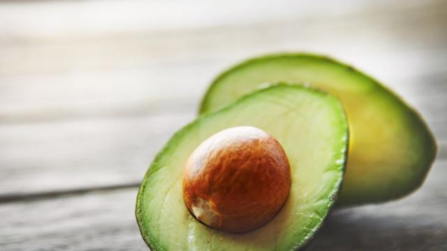 Екзотичното авокадо: Ползи и вреди