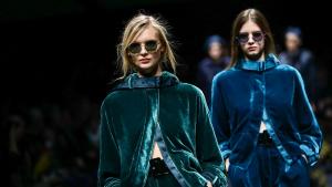 Армани и Версаче: Вечното съперничество между два модни гиганта