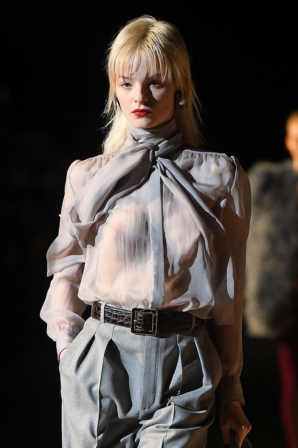 Модна къща Yves Saint Laurent показа колекцията есен/зима 2020-2021 г.