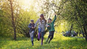 времето деца поляна