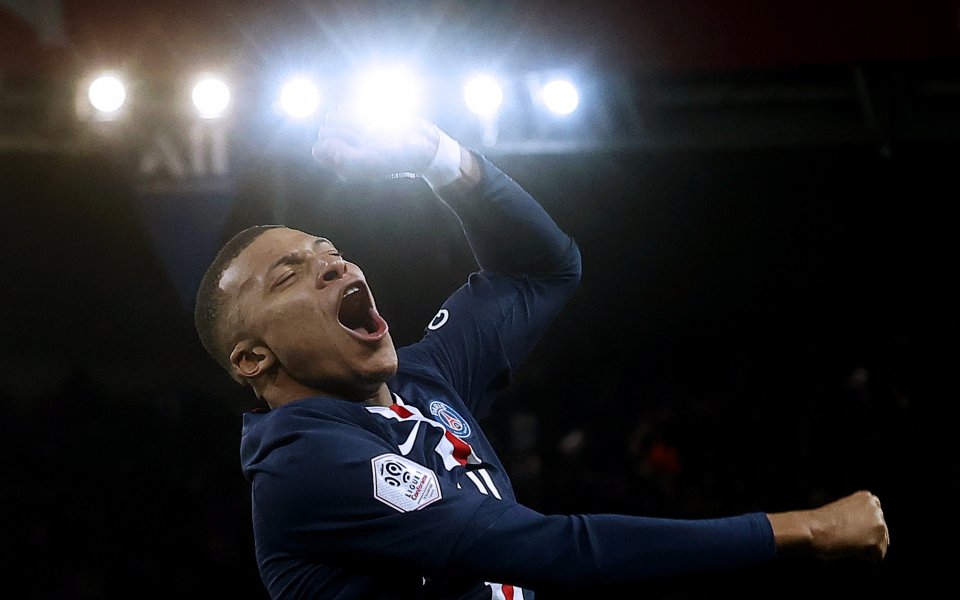 Отборът на ПСЖ победи с 4:0 гостуващия Дижон в среща