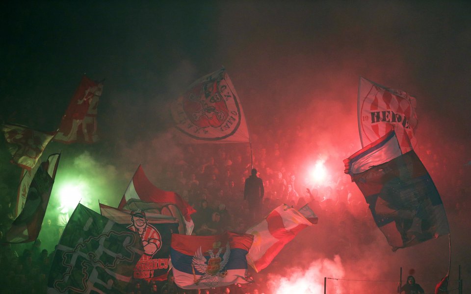 Властите в Сърбия ще допуснат запалянковци на спортни състезания на