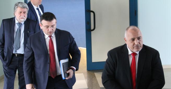 Премиерът Бойко Борисов пристигна в Анкара, където ще проведе работна