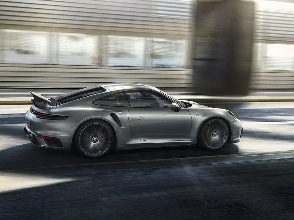 <p>Porsche 911 Turbo S</p>