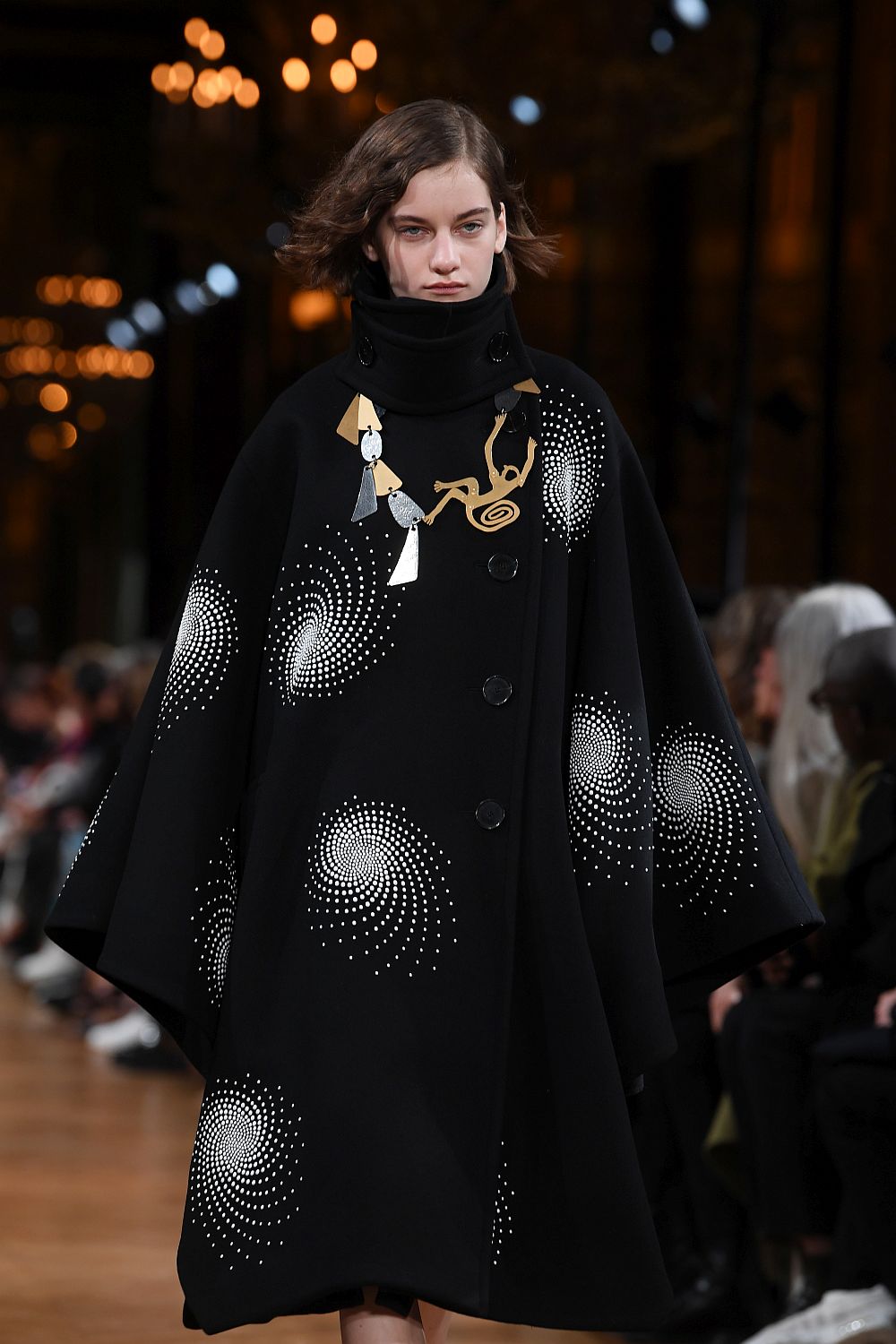 Известната модна дизайнерка Стела Маккартни представи колекцията си есен/зима 2020-2021 година