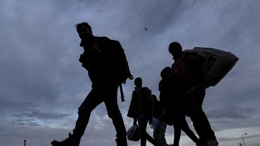  Задържаха 21 незаконни мигранти край Любимец 