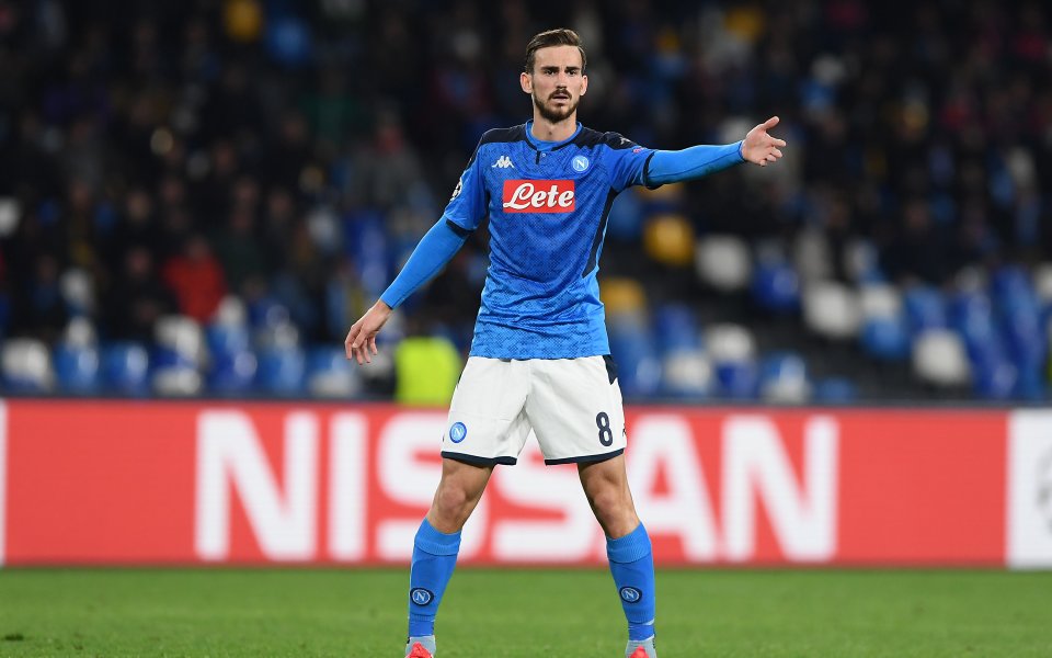 Реал Мадрид подготвя оферта за испански халф през лятото. &bdquo;Кралският