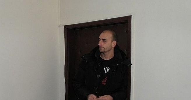 Братът на бившата звезда на Манчестър Юнайтед и Тотнъм Димитър