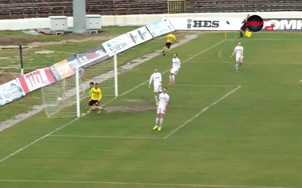 В 59-ата минута Антонио Вутов изравни резултата срещу Славия в