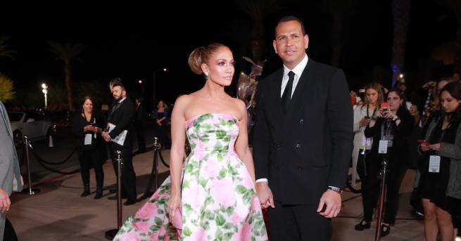 Любопитно Джей Ло и Алекс Родригес превзеха TikTok с видео