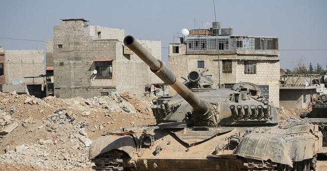 Сирийската противовъздушна отбрана прехвана враждебни цели в небето над град