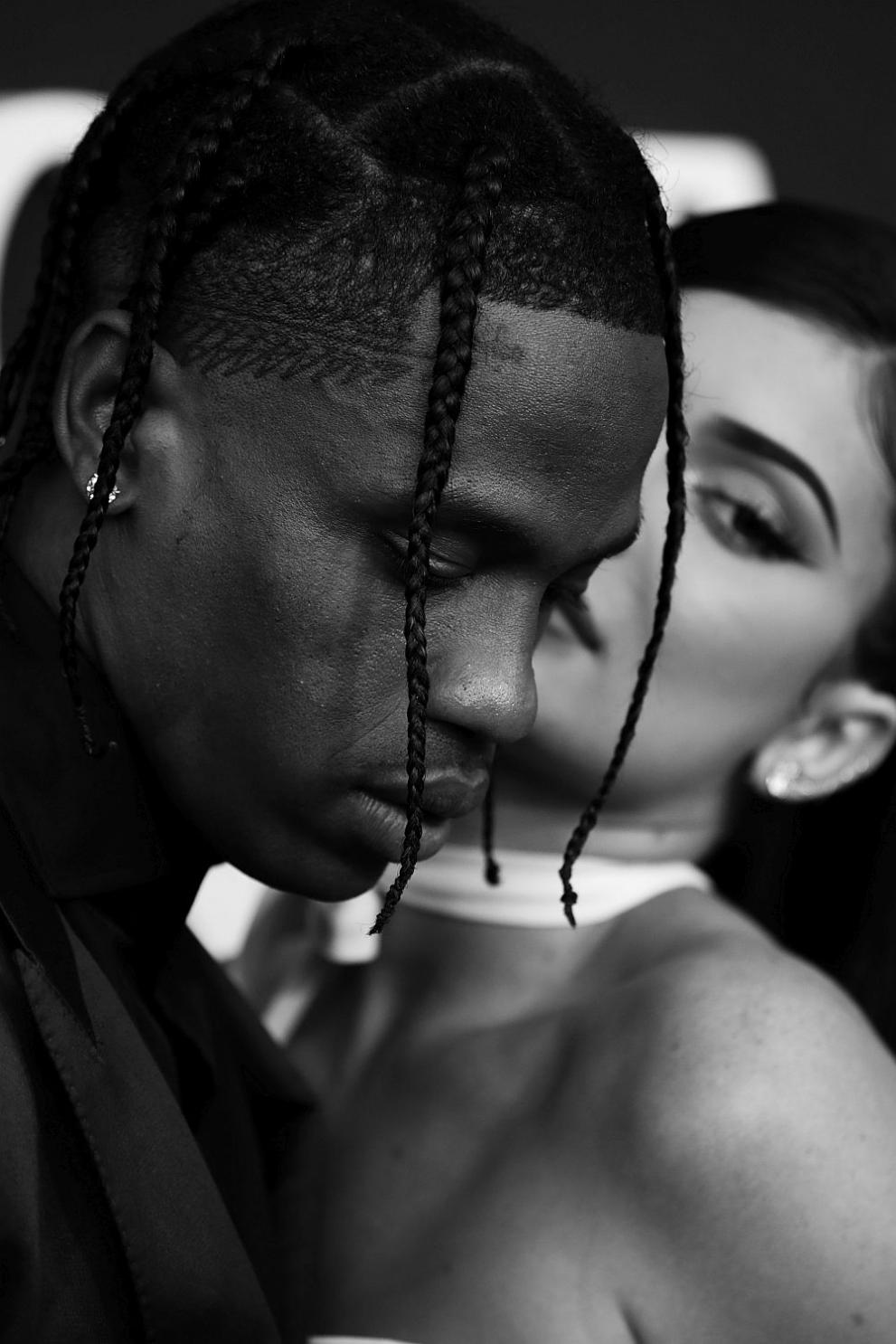  Кайли Дженър и Травис Скот 