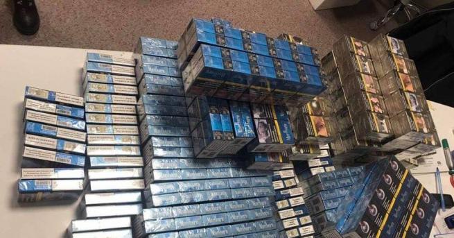 4 610 кутии контрабандни цигари откриха митническите инспектори в личния