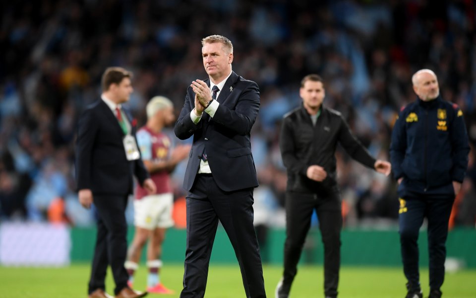 Мениджърът на Астън Вила Дийн Смит е близко до уволнение