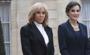  Брижит Макрон и кралица Летисия: две елегантни дами в Париж 