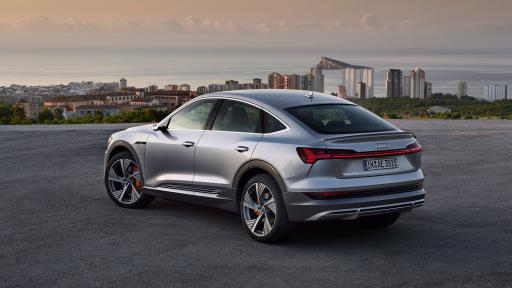  Audi e-tron Sportback 