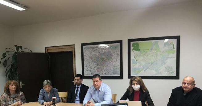 Тази вечер кметът на Община Стара Загора Живко Тодоров проведе онлайн