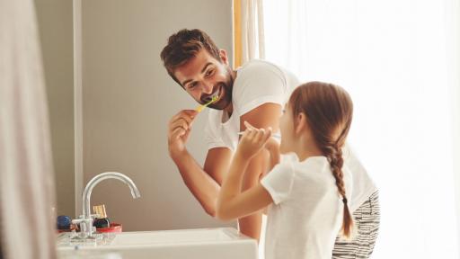  <p>Къде <strong>бъркаме в грижата</strong> за нашите <strong>зъби</strong>?</p> 