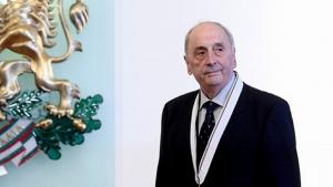 професор Драган Бобев