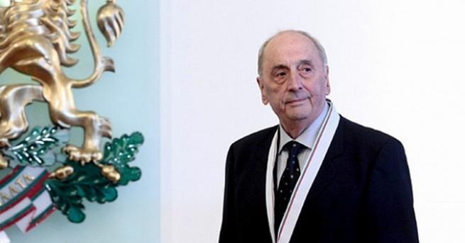 На 87 годишна възраст късно снощи е починал легендарният лекар голямо