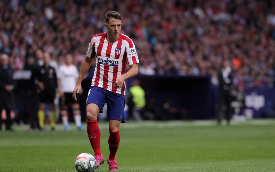 Сантиаго Ариас не изживява най-добрите си дни в Атлетико Мадрид.