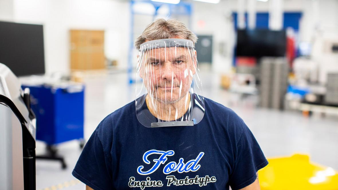Ford лицева маска коронавирус