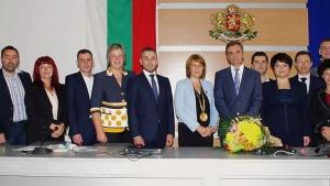 ГЕРБ Казанлък дарение