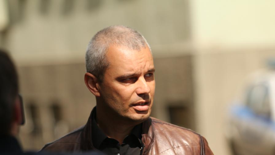 СРС даде ход на делото срещу Костадин Костадинов