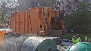 Дезинфекцират контейнерите Пловдив