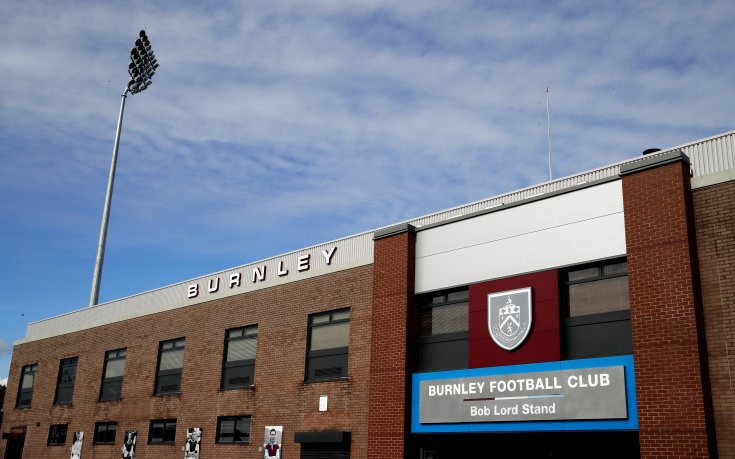 Бърнли може да регистрира огромни загуби, ако първенството не се поднови