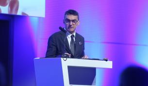 Проф. Иво Петров