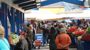 женски пазар хора