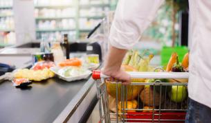 <p>Големите търговски вериги&nbsp;против налаганото им задължение да предлагат местни стоки</p>