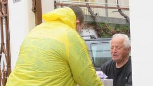 дарение храна Пещера