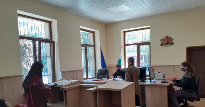 Пловдивският районен съд одобри две споразумения постигнати между прокуратурата и