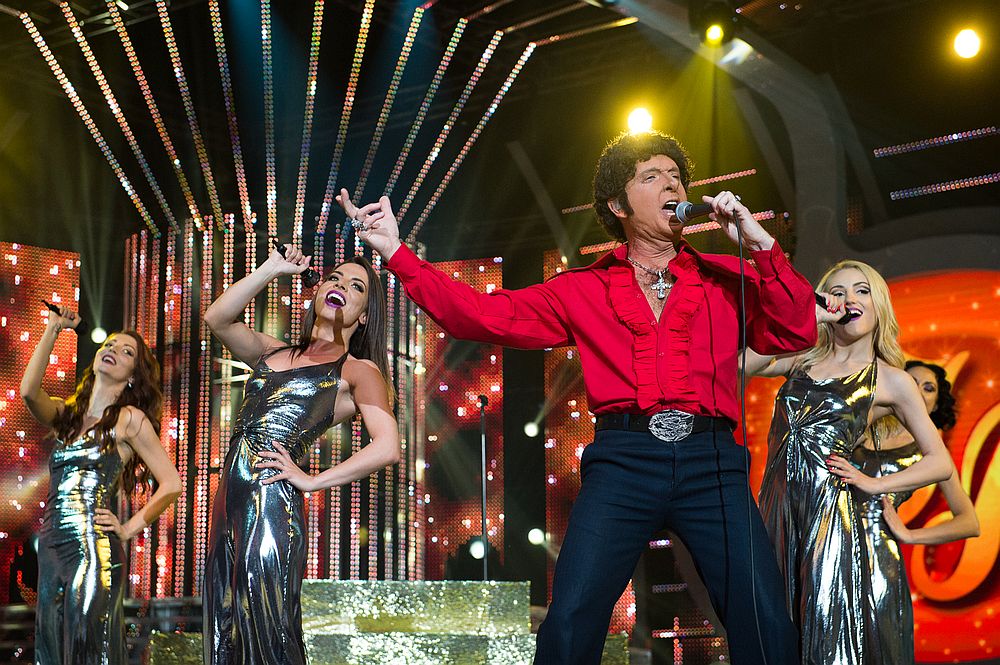 Димитър Маринов като Том Джоунс