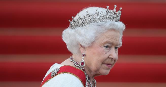 Любопитно Защо кралица Елизабет II има два рождени дни Днес