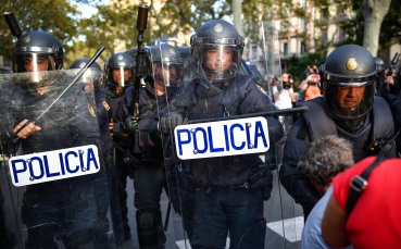 Икономическата полиция на Италия обискира офисите на Милан като част