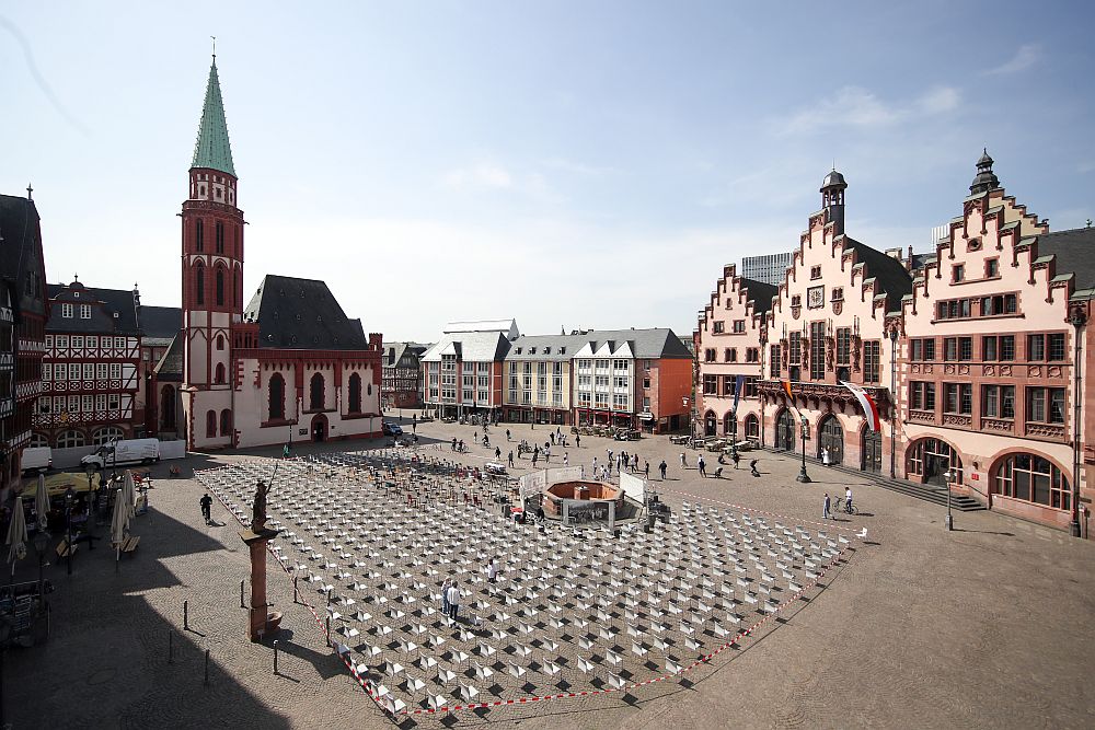 Протестът на празните столове в Германия