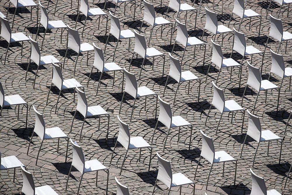 Протестът на празните столове в Германия