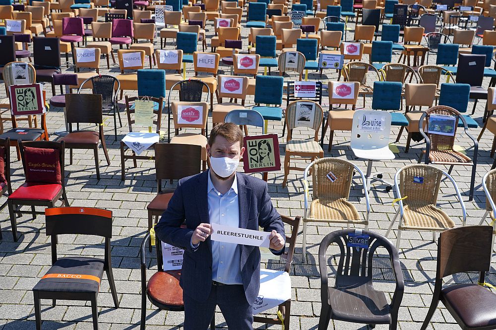 Протестът на празните столове в Германия