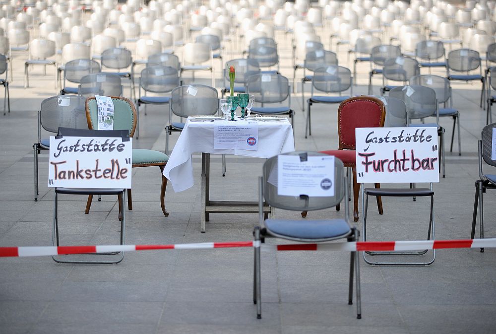 Протестът на празните столове в Германия