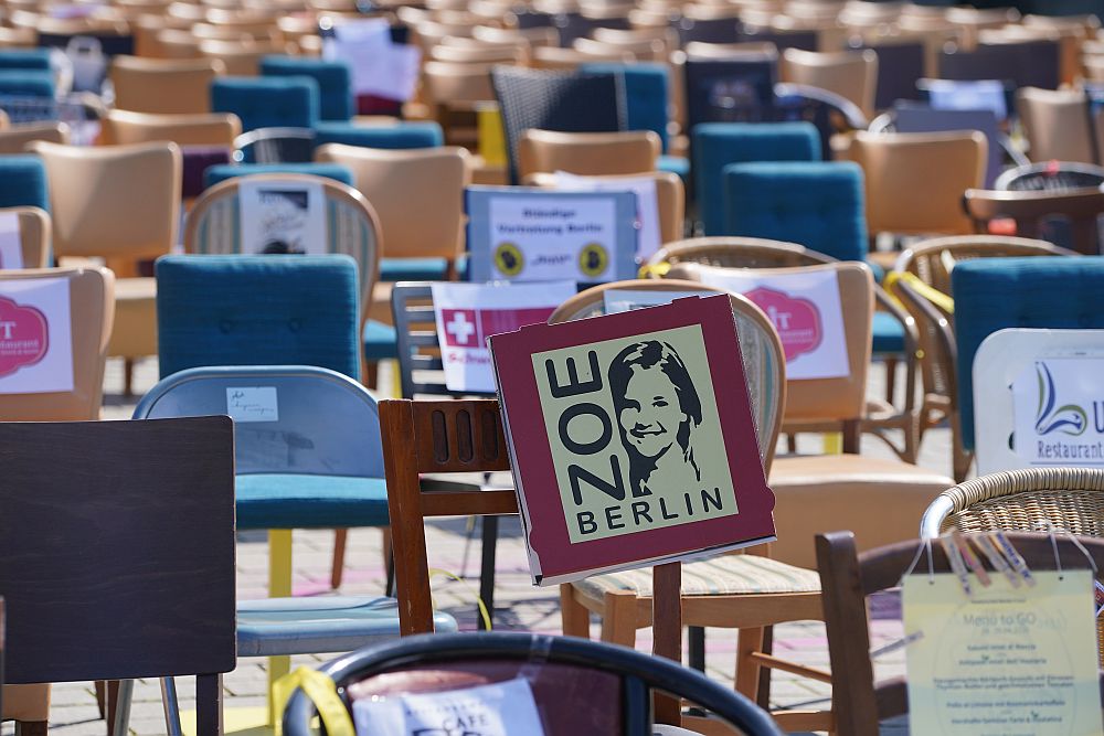 Протестът на празните столове в Германия