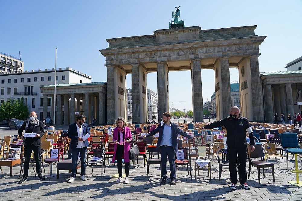 Протестът на празните столове в Германия
