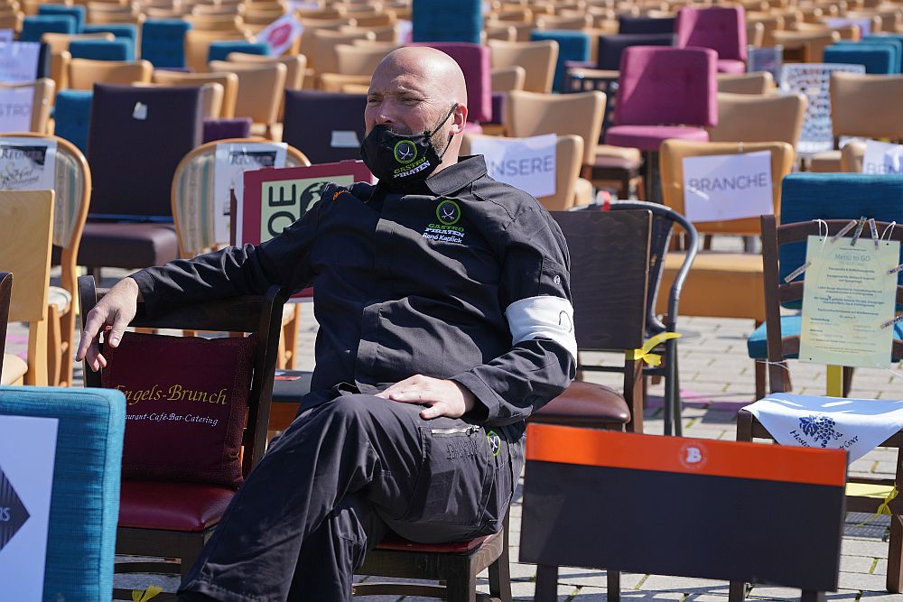 Протестът на празните столове в Германия