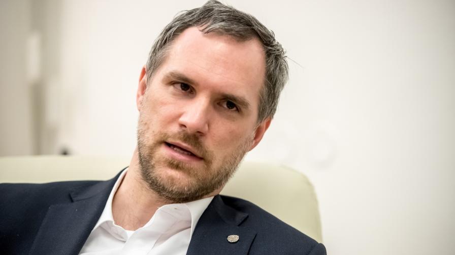  Прага се опасява за живота на кмета си 