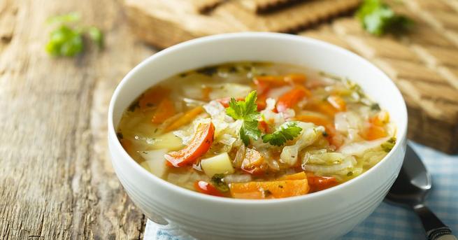 Журек е традиционна супа приготвена с квас от пълнозерсто ръжено