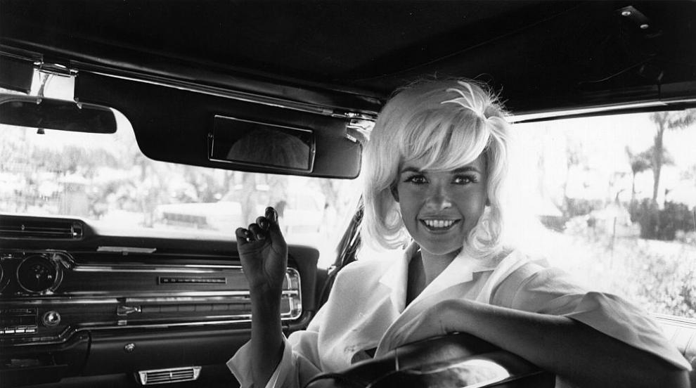 Пищната Джейн Мансфийлд - Мерилин Монро в голям размер (ГАЛЕРИЯ)